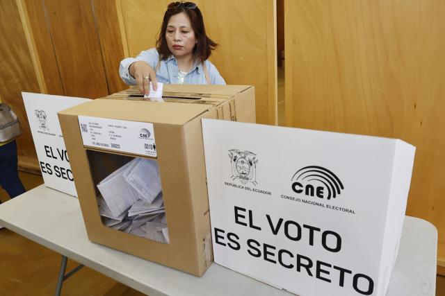 Habilitadas 78 organizaciones políticas para las elecciones generales de  2025 en Ecuador