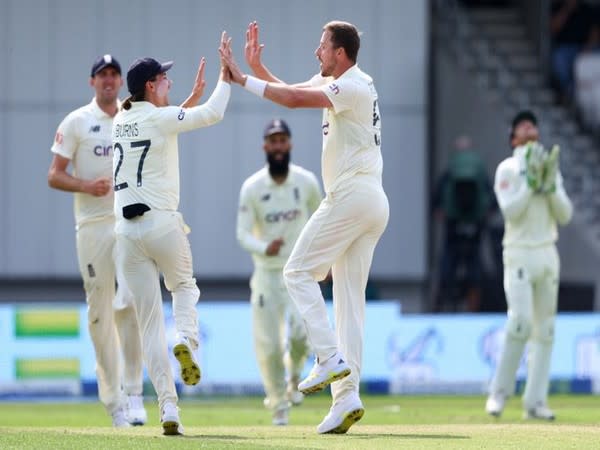 Robinson celebrates after taking wicket (Photo/ ICC Twitter)