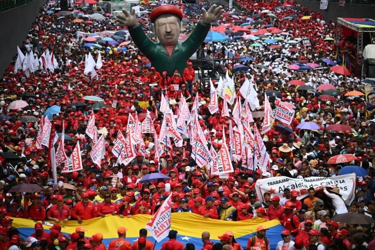 El chavismo marchó en el Día del Trabajador en respaldo al presidente de Venezuela, Nicolás Maduro, el 1 de mayo de 2024 (Federico Parra)