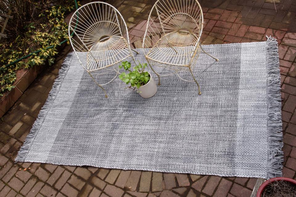 10) Kian Indoor/Outdoor Rug