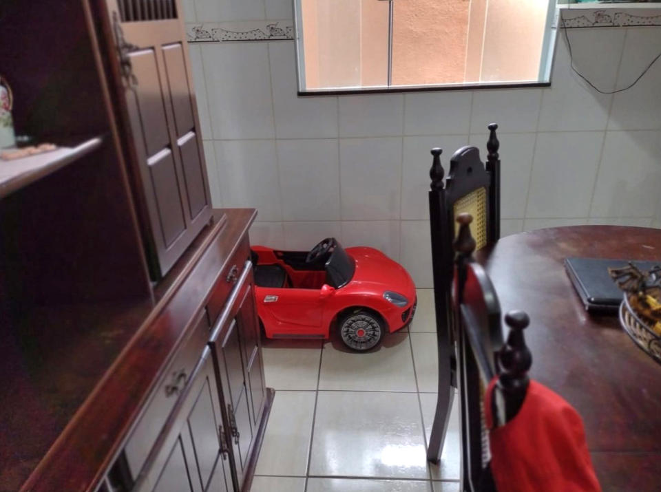 The snake was hiding in the wheel of the toy car. Source: Newsflash/Australscope 