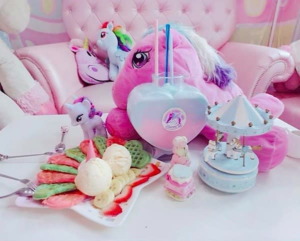 This unicorn-themed cafe is straight out of all of our Lisa Frank dreams