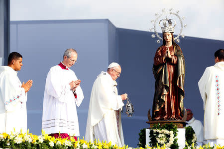 Pope Francis celebrates holy mass at Simon Bolivar park in Bogota, Colombia September 7, 2017. REUTERS/Stefano Rellandini