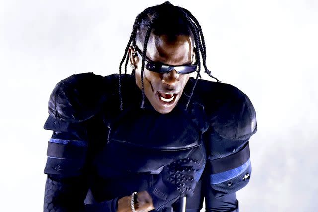 Travis Scott Lights Up the Stage and Destroys Folding Chairs in “Utopia”  Medley at 2024 Grammys