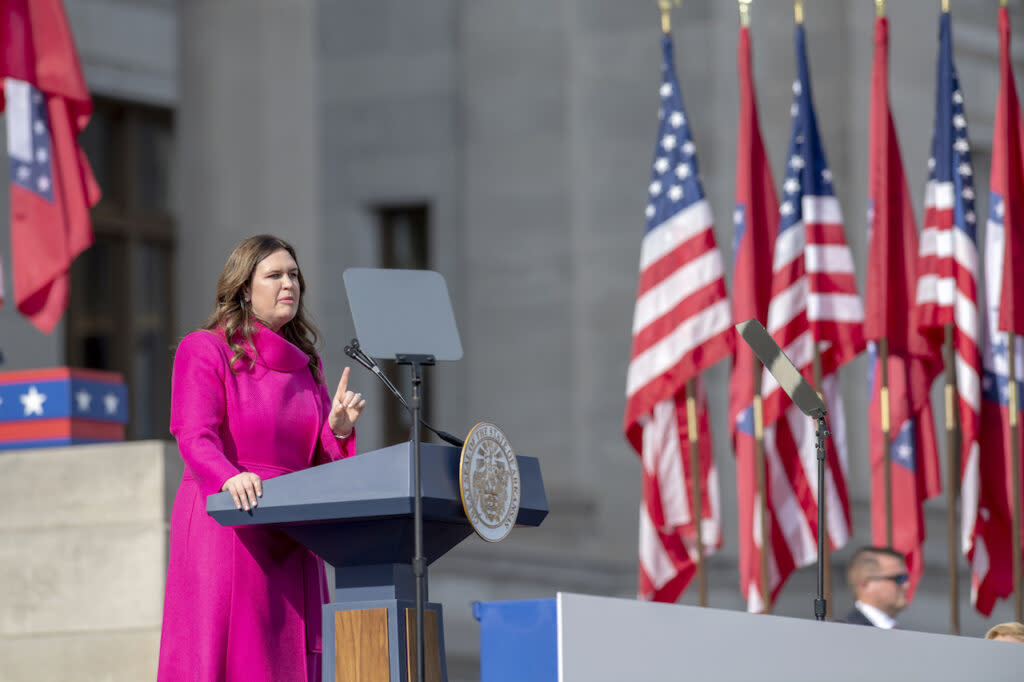 Gov. Sarah Huckabee Sanders delivers her inaugural address on Jan. 10, 2023, standing at a lectern similar to one her office paid $19,000 for last summer. (Photo by Karen E. Segrave for Arkansas Advocate)