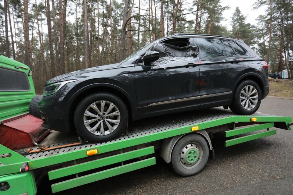 The car of Leonid Volkov is taken away in Vilnius, Lithuania (AFP via Getty Images)