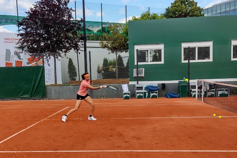 La volea de Gabriela Sabatini, durante uno de los ensayos