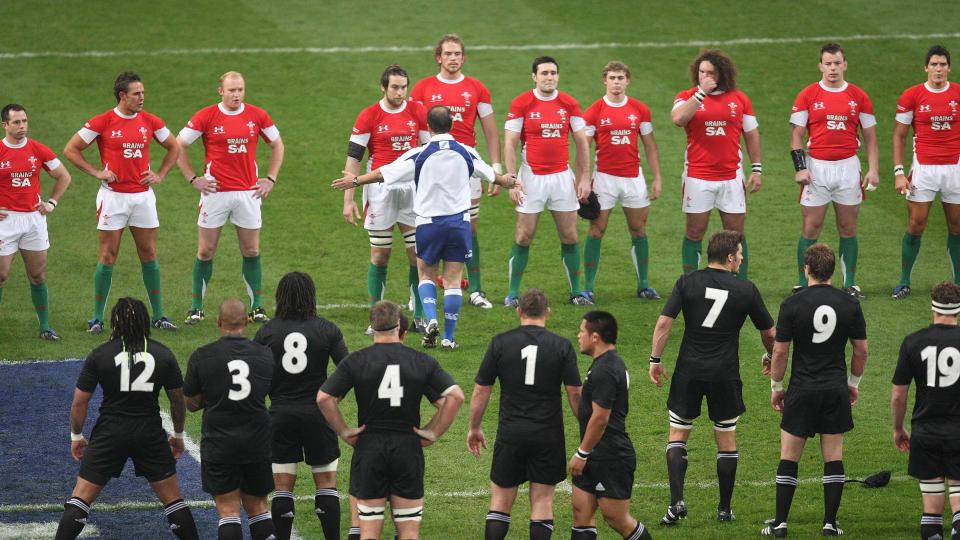 Wales players stood their ground during (and for some time after) the haka