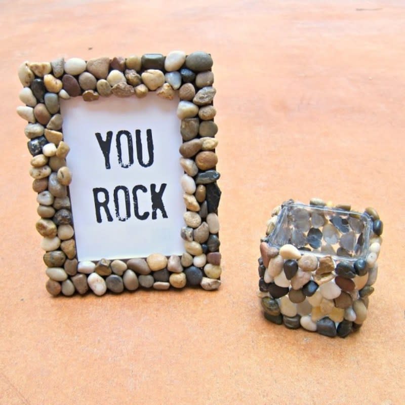 <p>Morena's Corner</p><p>Another activity that gets you and the little ones out in nature. Show Dad he’s the ‘rock’ star in your life with <a href="https://www.morenascorner.com/2014/06/diy-rocky-picture-frame.html" rel="nofollow noopener" target="_blank" data-ylk="slk:Morena's Corner;elm:context_link;itc:0;sec:content-canvas" class="link ">Morena's Corner</a> rock frame.</p>