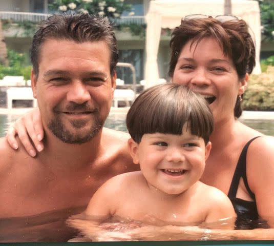 Valerie Bertinelli Instagram Eddie Van Halen with Valerie Bertinelli and son Wolfgang in 1994.