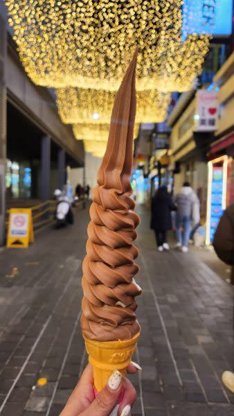 seoul - ice cream tall cone