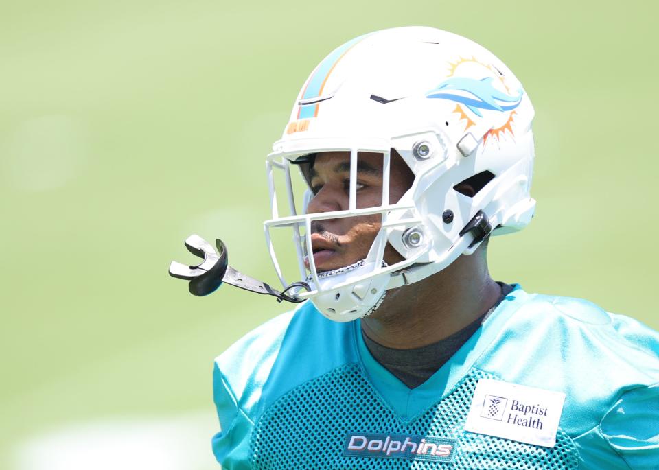 Chop Robinson #44 of the Miami Dolphins participates in rookie minicamp on May 10, 2024 in Miami Gardens, Florida. (Photo by Carmen Mandato/Getty Images)