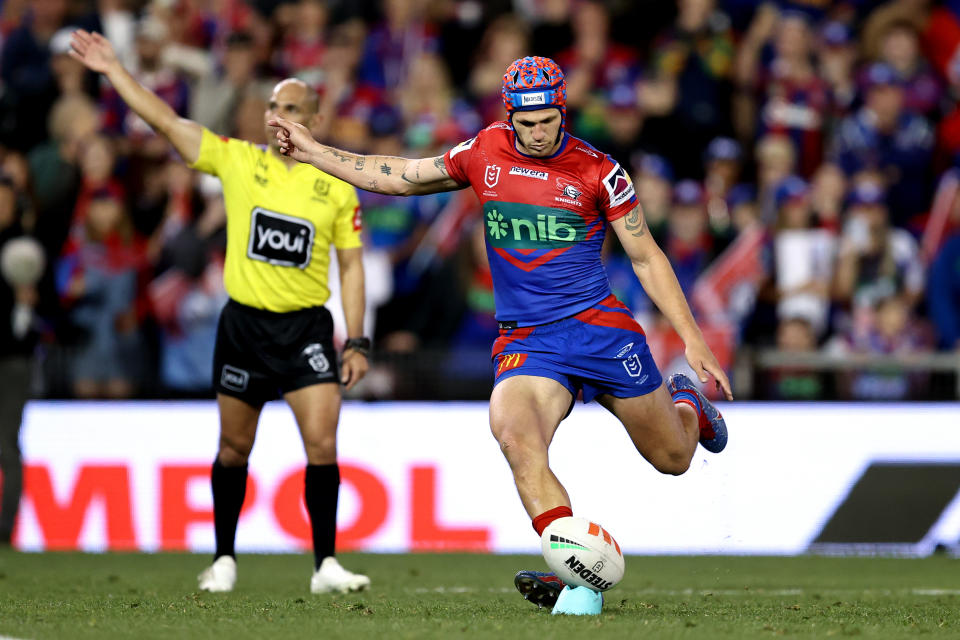 NEWCASTLE, AUSTRALIA - SEPTEMBER 10: Kalyn Ponga of the Knights kicks the winning penalty goal in extra time during the NRL Elimination Final match between Newcastle Knights and Canberra Raiders at McDonald Jones Stadium on September 10, 2023 in Newcastle, Australia. (Photo by Brendon Thorne/Getty Images)