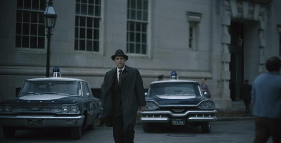 Alessandro Nivola portrays a detective in the Hulu film "Boston Strangler."