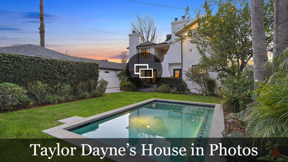 Taylor Dayne House Los Angeles Valley Village