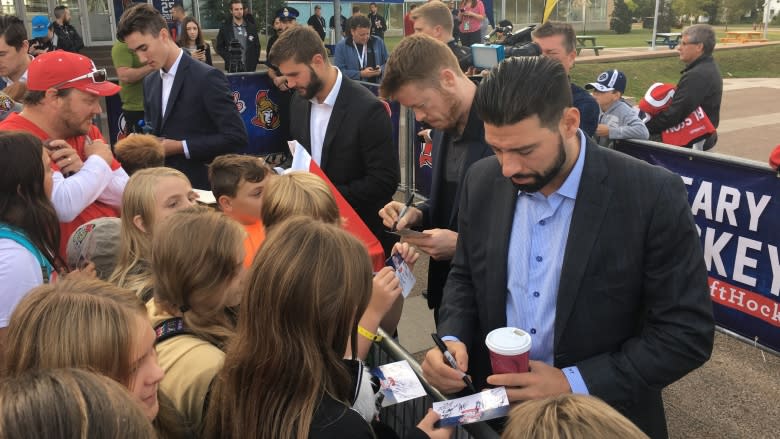 Red carpet ready: NHL players hit the ice for Hockeyville