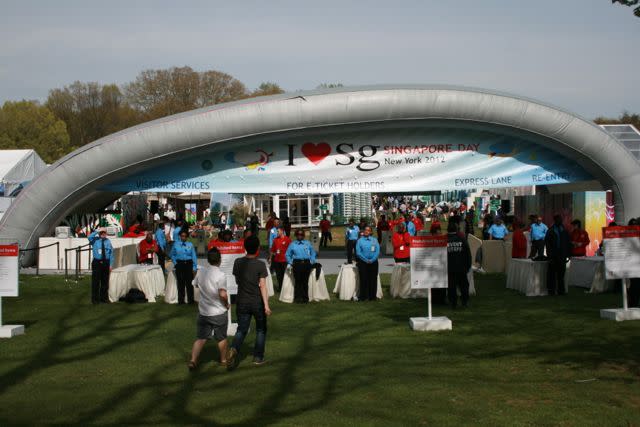 Singapore Day entrance, Prospect Park Brooklyn. (Yahoo! photo/Daphne Seah)