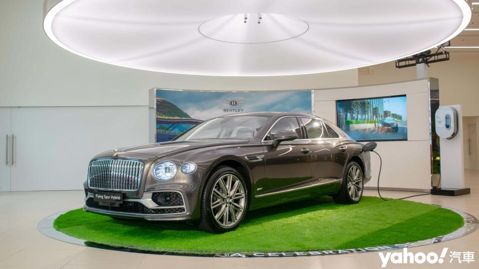 2022 Bentley Flying Spur Hybrid Odyssean Edition來電更迷人！國內首款油電代表強勢抵台！