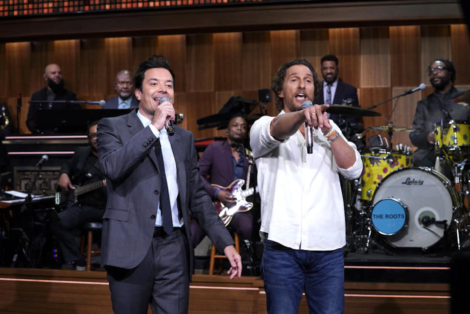 THE TONIGHT SHOW STARRING JIMMY FALLON -- Episode 1844 -- Pictured: (l-r) Host Jimmy Fallon and author Matthew McConaughey sing together on Monday, October 2, 2023 -- (Photo by: Rosalind O’Connor/NBC)