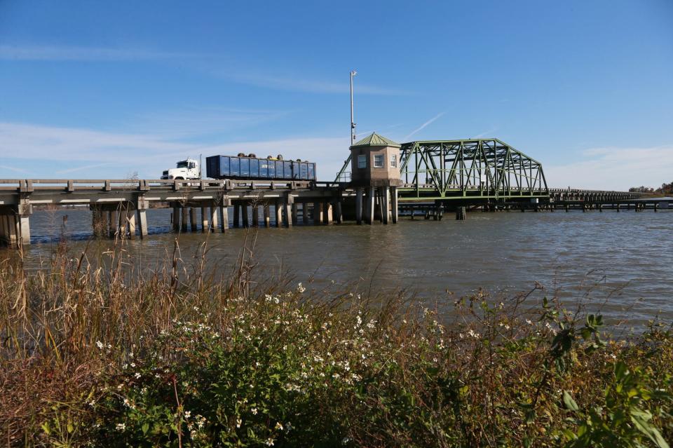 The Houlihan Bridge is one of the last remaining turnstile bridges in use in Georgia.