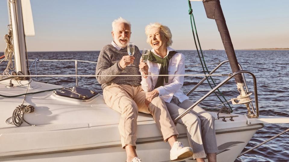 Are You A 'Rich' Retiree? Here's The Net Worth And Income You Need To Be In The Top 10%