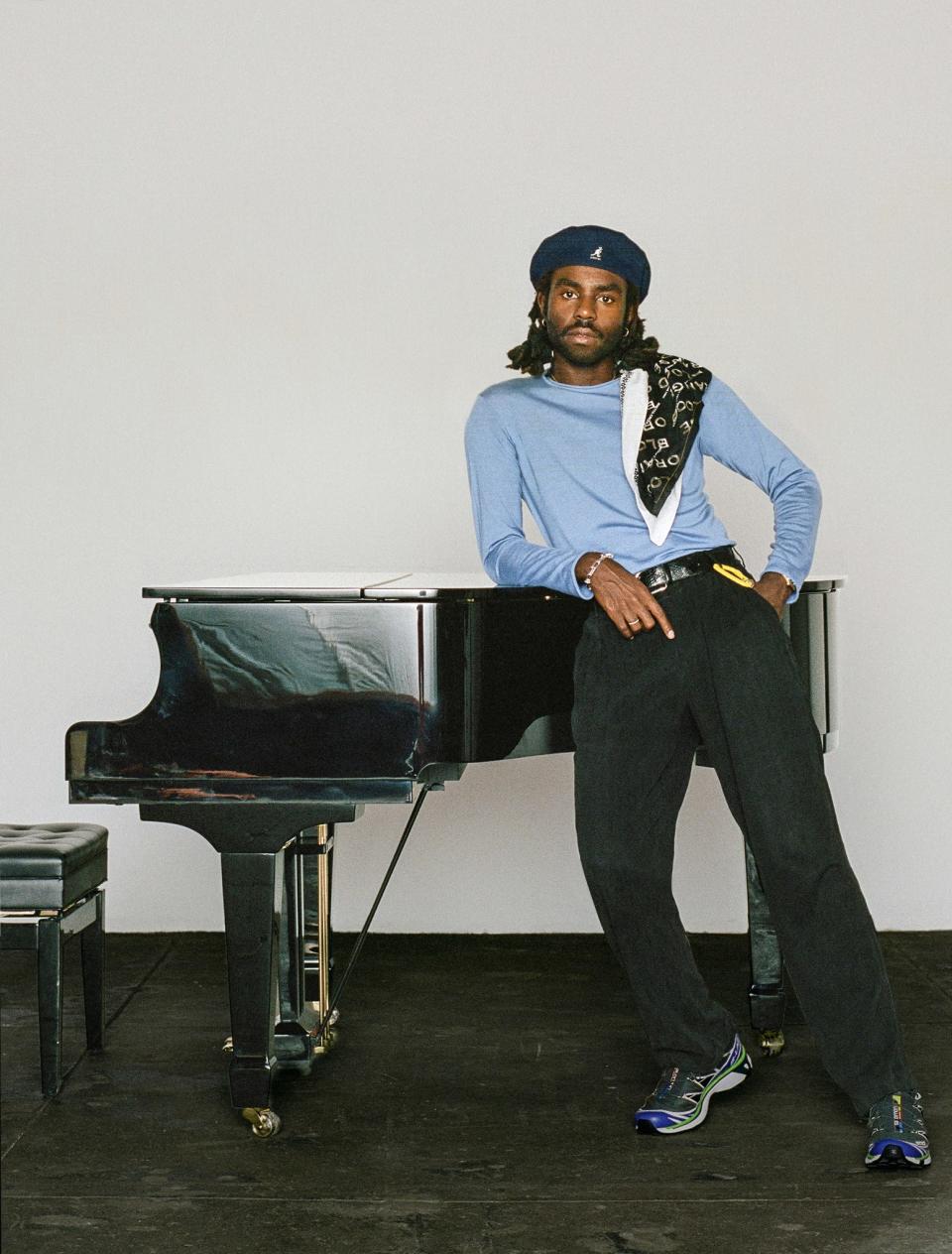 Although Dev Hynes surrounds himself with creative co-conspirators on his albums, “my ultimate goal,” he says, “is
to appease me.”