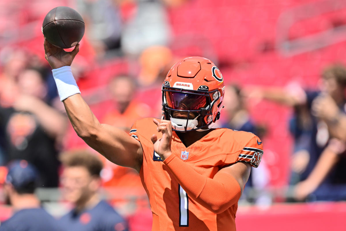 Why Bears' Justin Fields isn't worried about pressure – NBC Sports Chicago