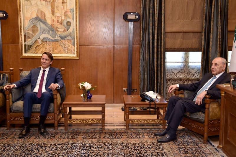 Senior Advisor to the US President Amos Hochstein (L) meets with Lebanese Parliament Speaker Nabih Berri in Beirut. -/Parliament of Lebanon/dpa
