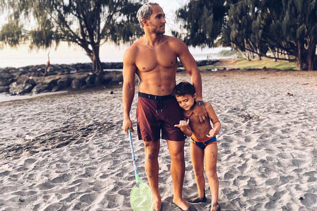 https://www.instagram.com/p/Cofie-JvDqo/?utm_source=ig_web_copy_link  therealcarlospena's profile picture therealcarlospena Verified “My NOT so little Ocean ��” �� They grow up so fast!! 8h