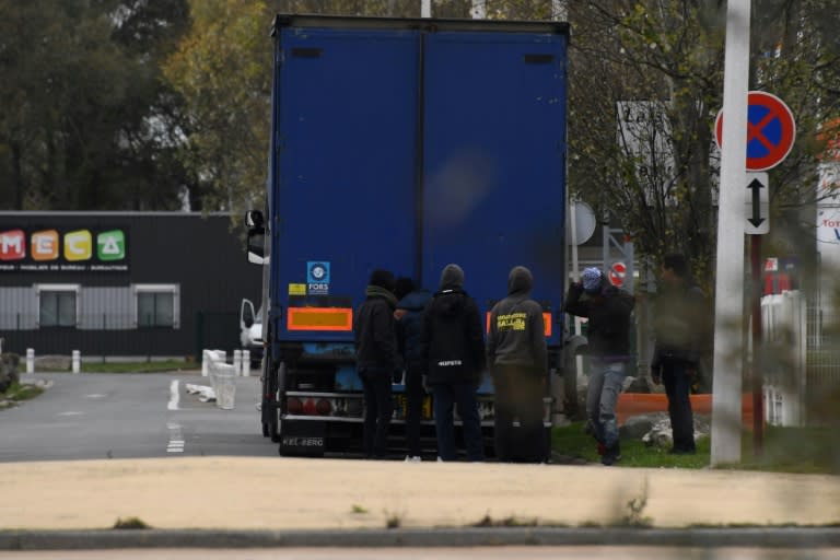 NGOs working in Calais say police often confiscate the belongings -- sometimes even the shoes -- of migrants hoping to cross the Channel to Britain