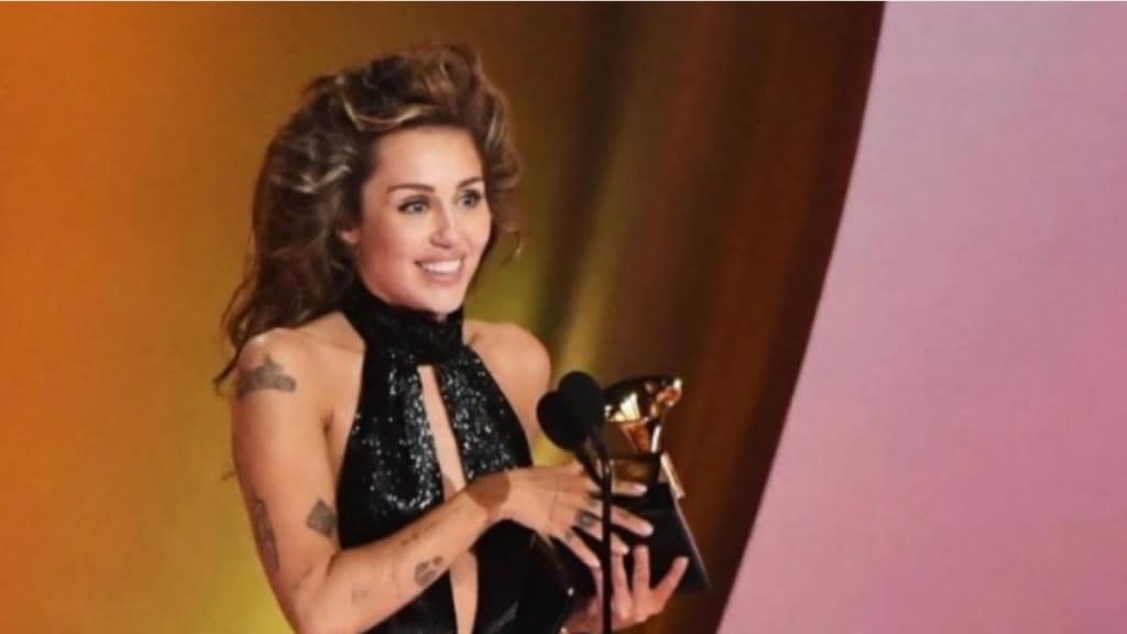 Miley Cyrus & Billy Ray Cyrus Drama & Grammys 2024 Snub Explained