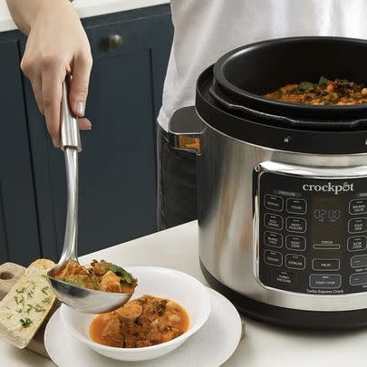 This super handy 14-in-1 multi-cooker