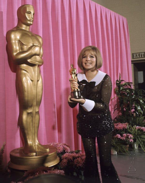 芭芭拉史翠珊是演藝圈大滿貫（EGOT）得主，曾獲2座奧斯卡金像獎。（翻攝自Barbra Streisand臉書）