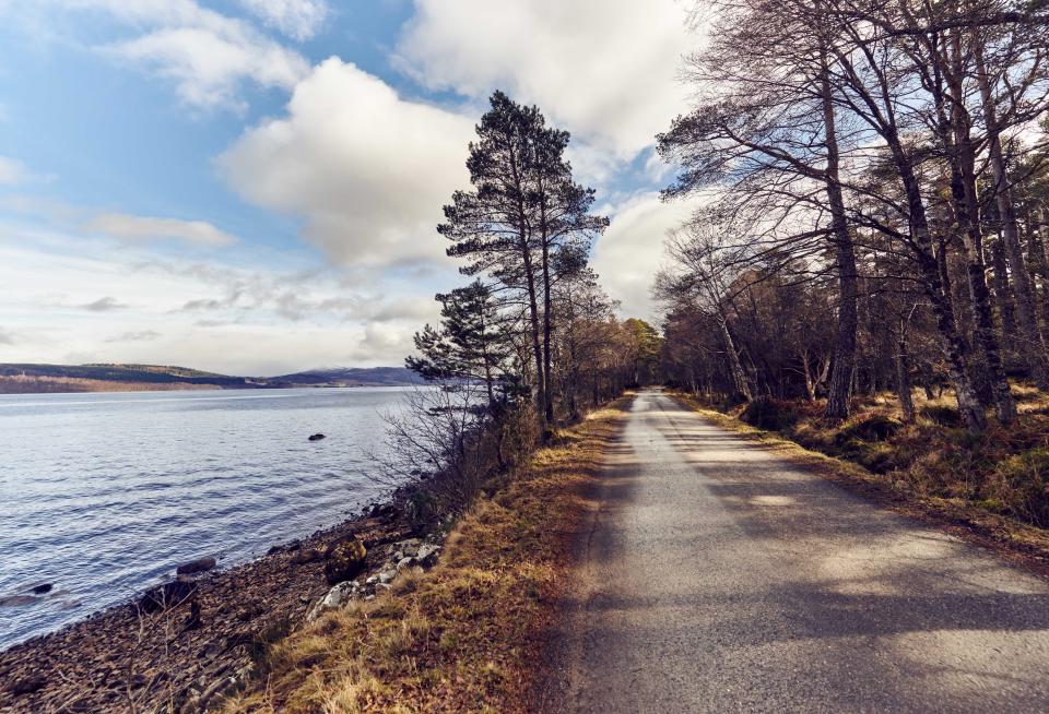 The bizarre incident took place in a hotel at the picturesque setting of Loch Rannoch (Rex)