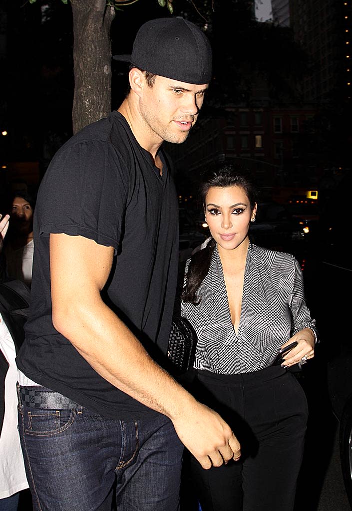 Humphries Kardashian LeaveNY Hotel