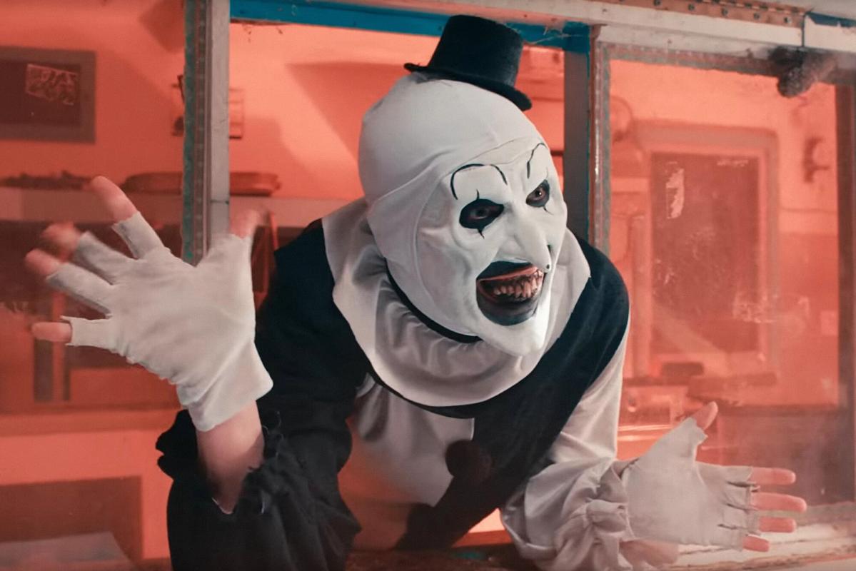 Terrifier 2 : All About the Clown Horror Movie That's Causing People to  Pass Out and Vomit