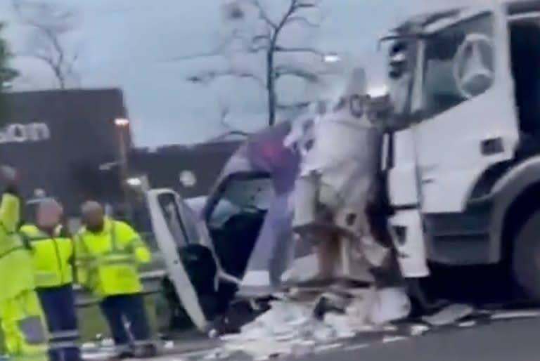 Fatalidad en la Panamericana: estaba parado en la banquina, tras bajarse de la camioneta que conducía, y un camión lo arrolló