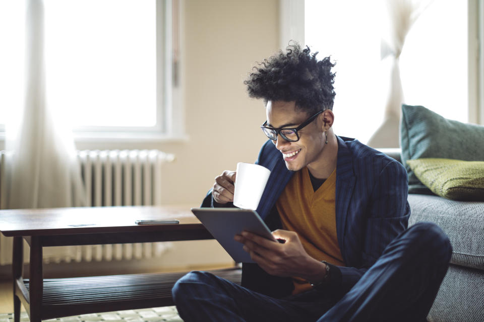 Man using a tablet