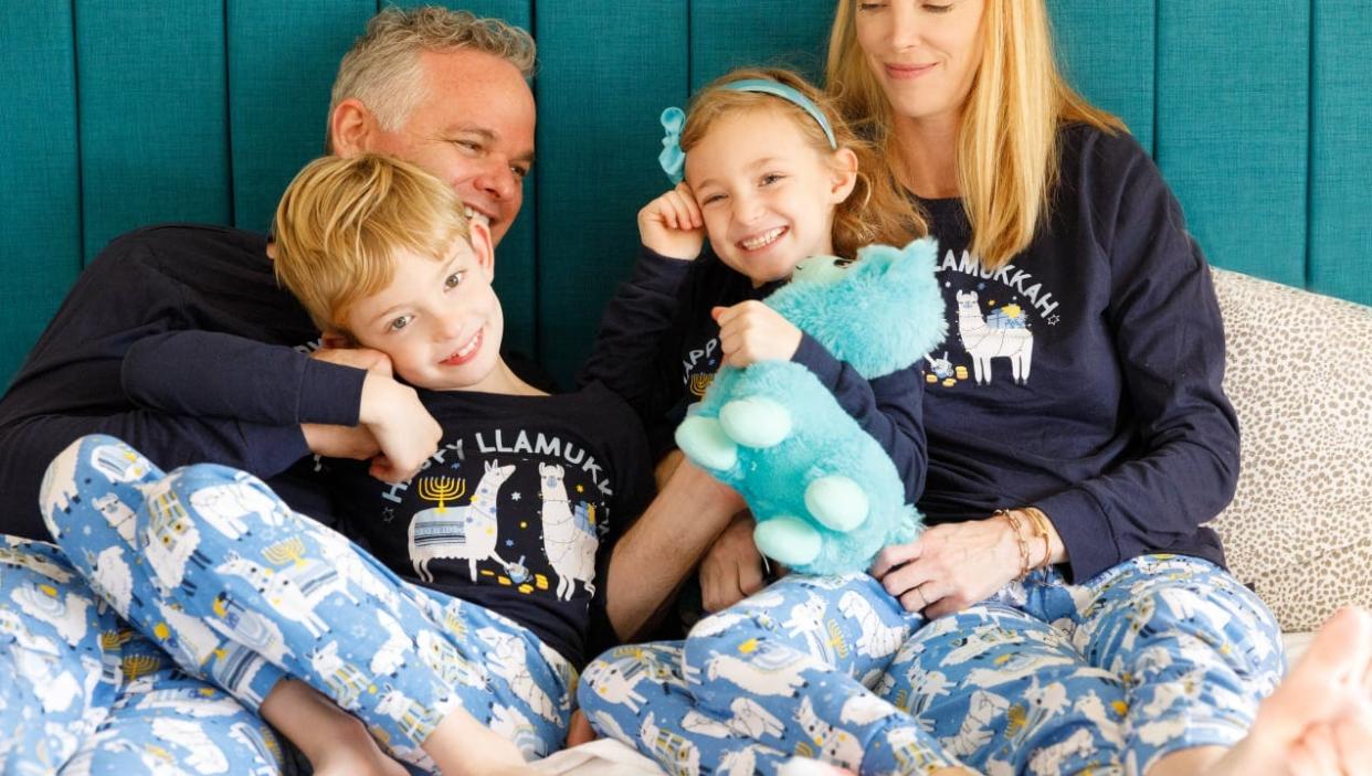 10 family pajama sets that are perfect for Christmas and Hanukkah