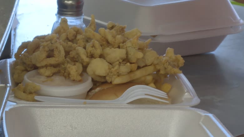 What's behind the seemingly rising price of fried clams in N.B.