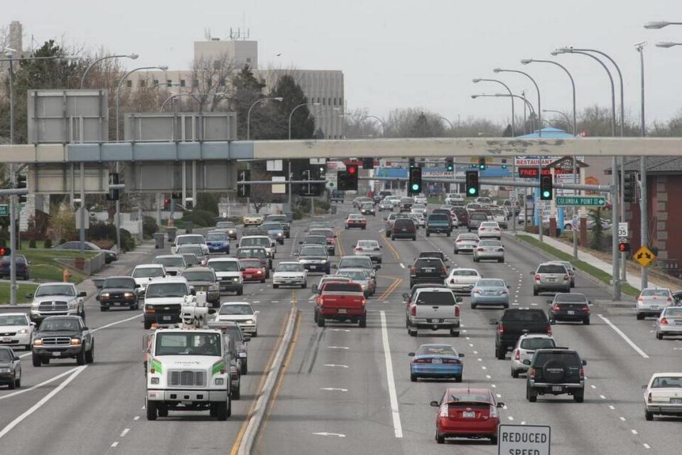 Some 41,000 vehicles each day use the intersection at George Washington, Columbia Point Drive and Aaron Drive, near the WinCo-anchored shopping center, according to a 2018 study.
