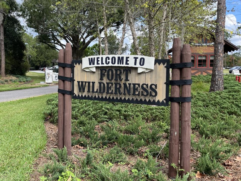 fort wilderness welcome sign