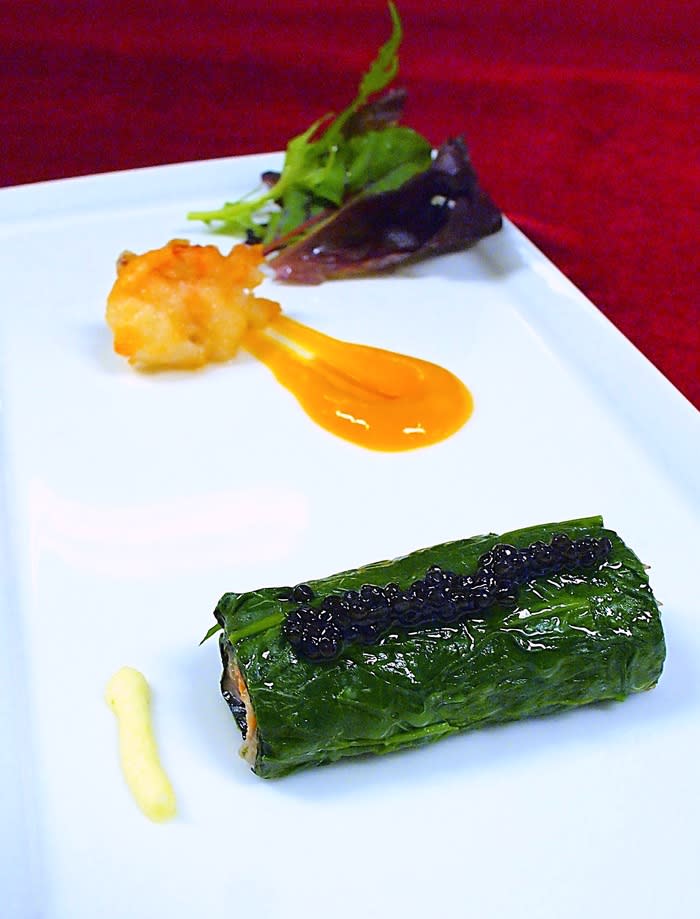 Canadian lobster: The Japanese influence was immediately noticeable from the seaweed tempura, made of lobster meat wrapped in nori and spinach. The combawa lemon and the spiced mango condiment added a fresh sour flavor and exotic influence to the tender lobster.