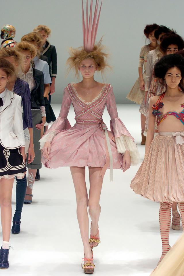 19 Runway Looks That Would've Fit Right In at Versailles