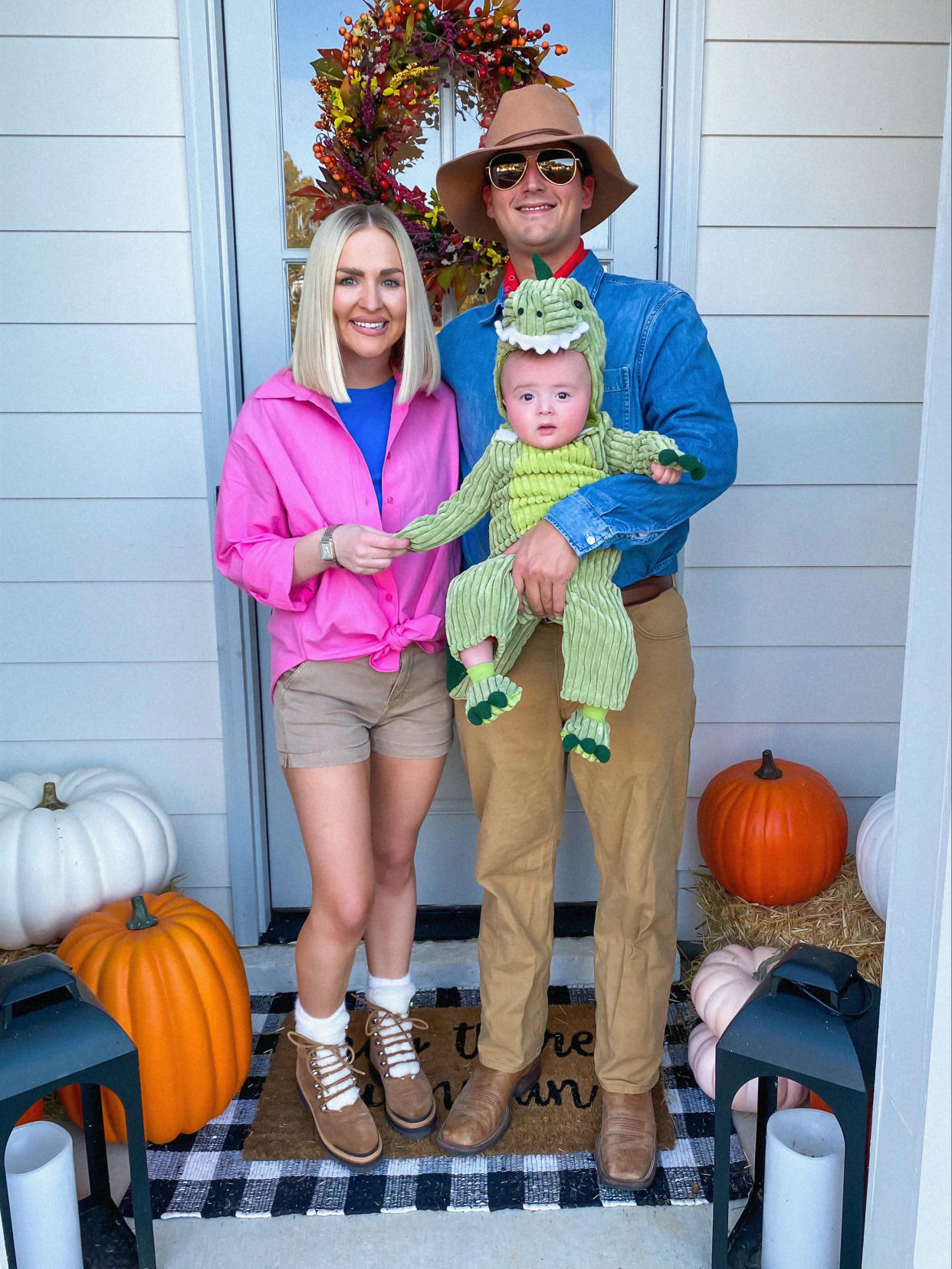 jurassic park family halloween costume (Kelsie Bynum)
