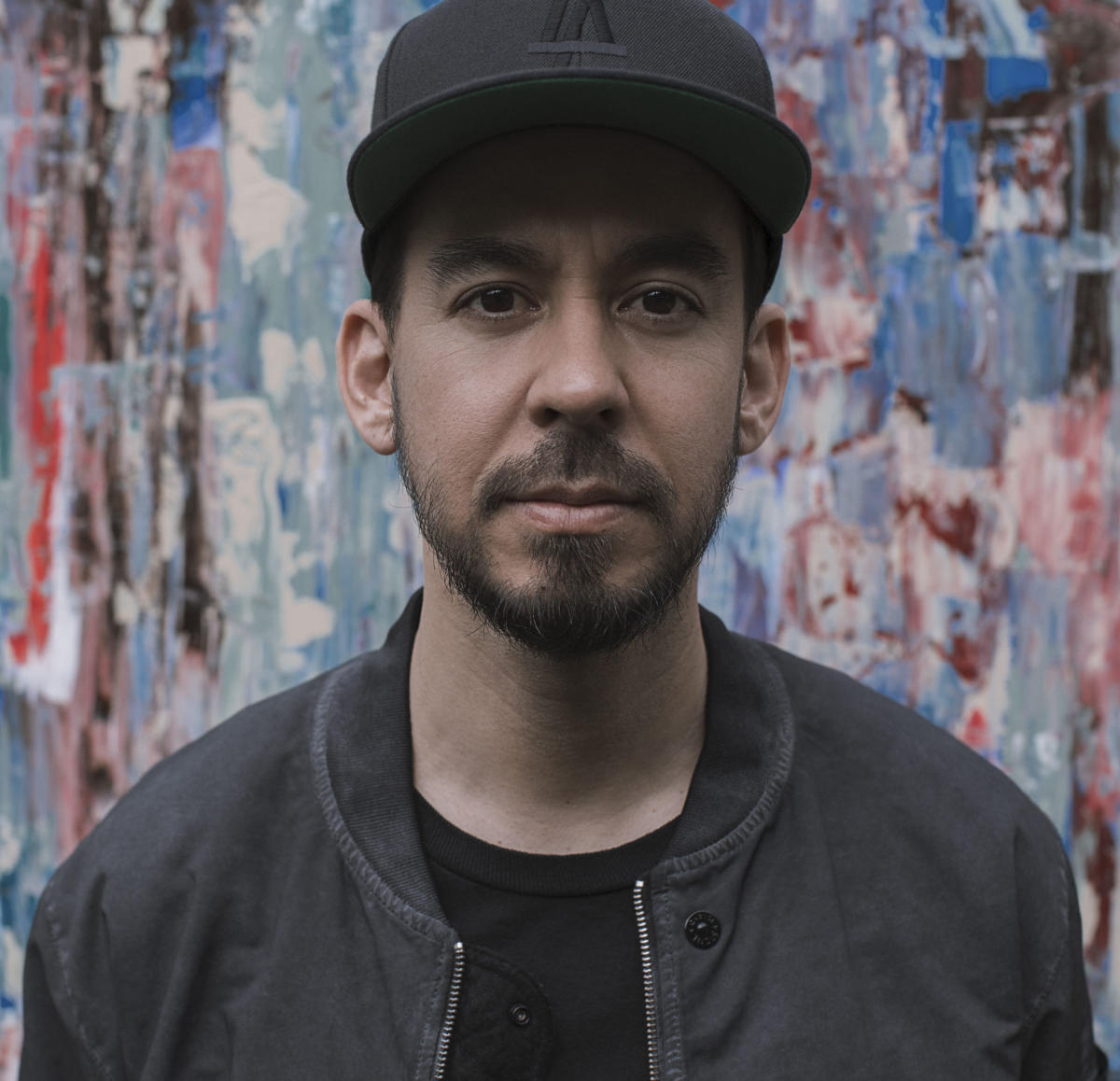 новые фото mike shinoda 2023 года