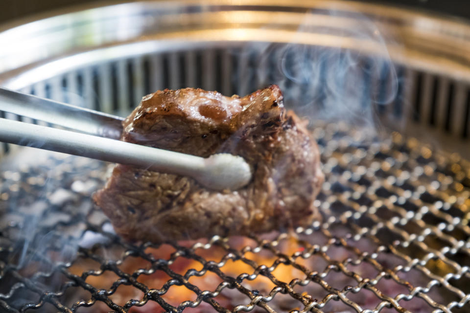 La carne asada aumentaría el riesgo de diabetes. Foto: Ivan / Getty Images