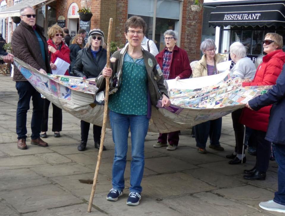 Darlington and Stockton Times: The Coat of Hopes in Thirsk