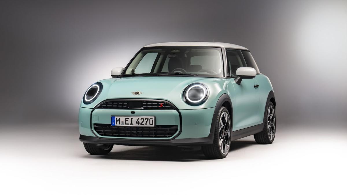 2025 Mini Cooper S Hardtop Has a Mightier 201-HP Engine, $33,195