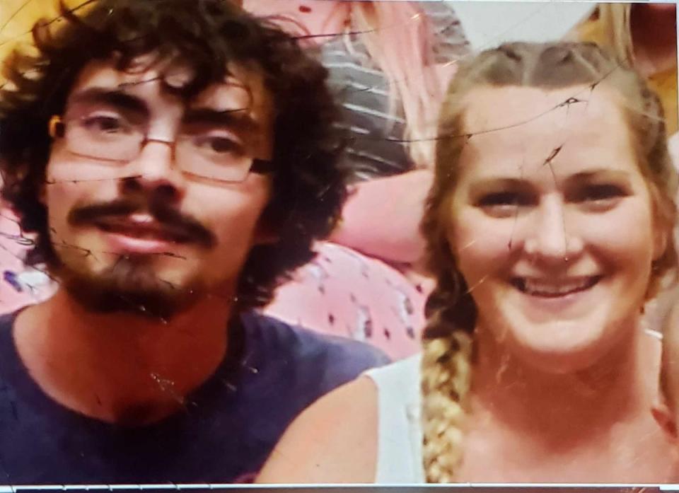 The couple allegedly had a tulmultous relationship (Mona Hartling/Facebook)